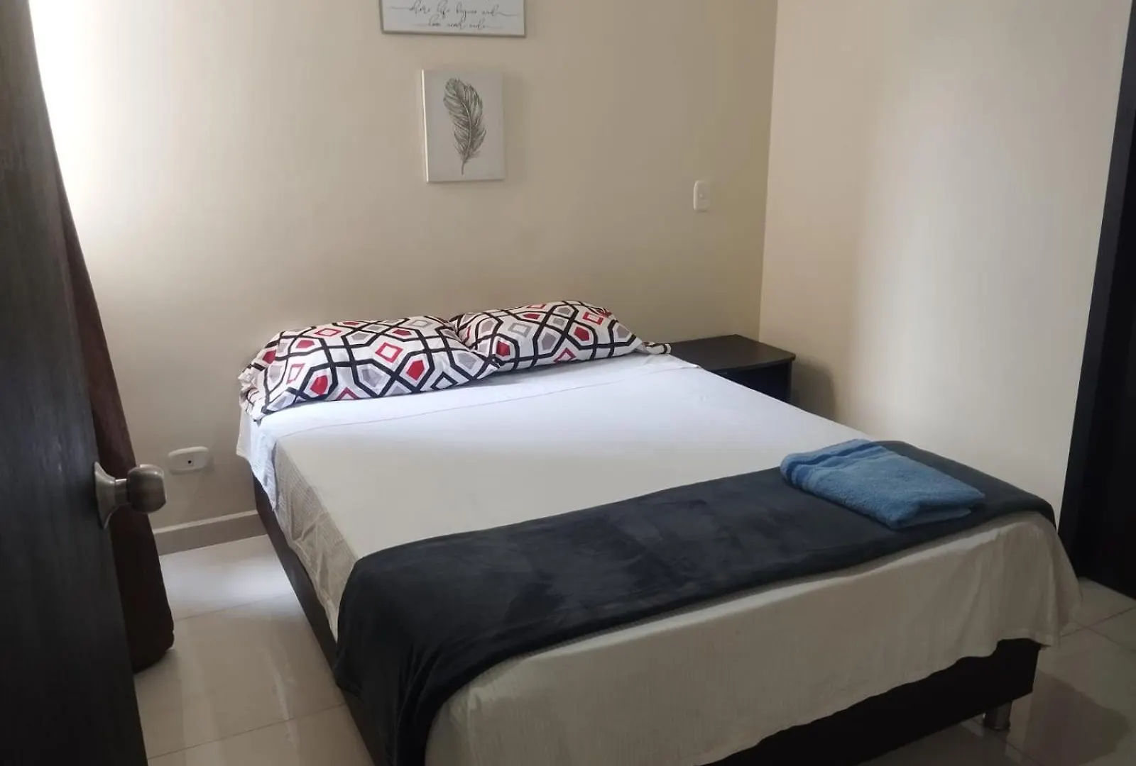 Apartment Tranvia Apto Placita De Flores San Ignacio Edi Portal De San Ignacio Medellin