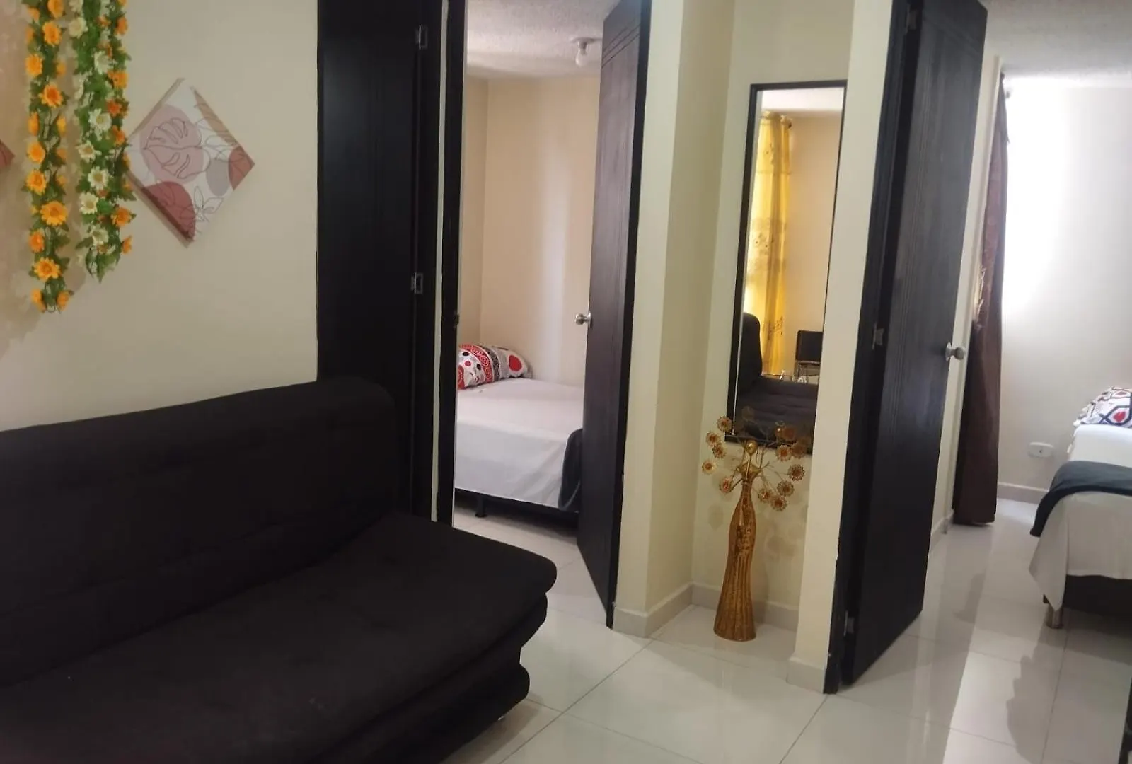 Apartment Tranvia Apto Placita De Flores San Ignacio Edi Portal De San Ignacio Medellin